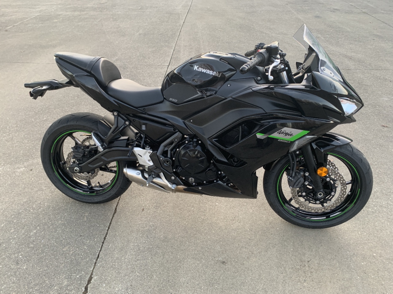 2025 Kawasaki Ninja 650 ABS KRTC 